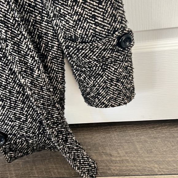 Forever 21 Winter Jacket - Picture 8 of 10